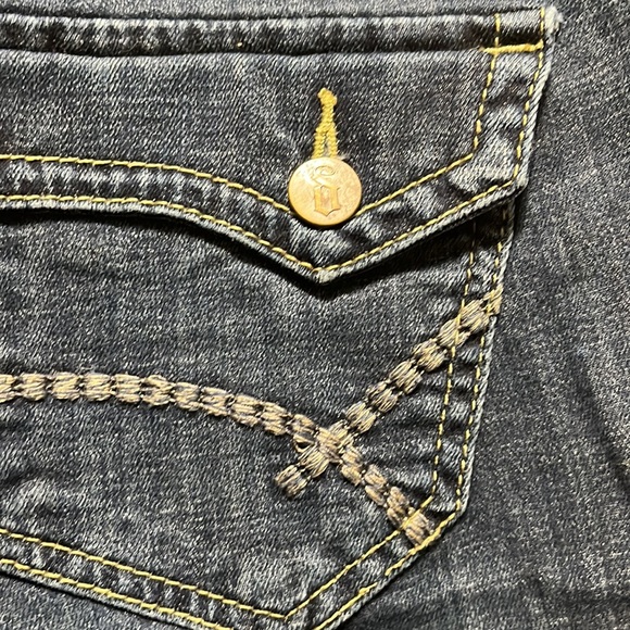 Women’s Decree Jeans - Picture 5 of 5